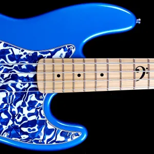BITE Guitars BITE Jawbone Hallstatt Blue Басовый Ключ
