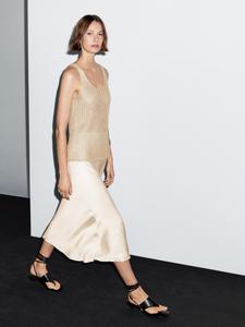 Юбка миди из струящегося атласа Massimo Dutti, кремовый