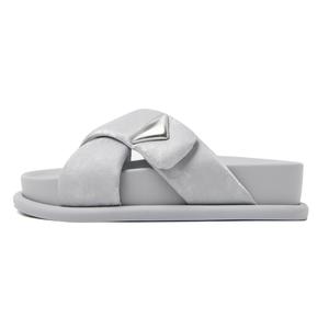 Тапочки-слайды с металлическим покрытием, противоскользящие, женские, серебристо-серые CAMEIDO, Silver Gray