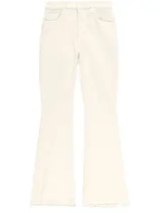 Расклешенные джинсы The Weekender MOTHER, белый