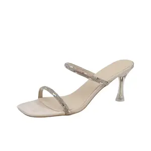 Тапочки-слайды женские цвета экрю WOXXXN, Ecru