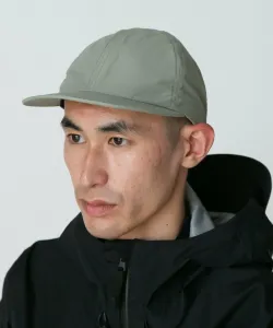 Светлая горная тканевая шапка