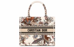 BookTote Embroidery Tote Bag, шоппер, женская сумка Trumpets молочно-белый DIOR, Set (Bag+Dust Bag)