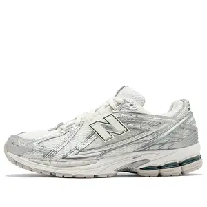 Кроссовки New Balance 1906R Silver Metallic Sea Salt, цвет silver metallic/sea salt/new spruce