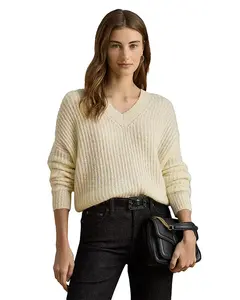 Свитер с V-образным вырезом, отделанный пайетками, в рубчик. Ralph Lauren, белый