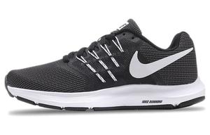 Женские беговые кроссовки Nike Run Swift 1