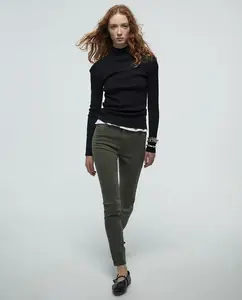 Ультратонкие джинсы Sfera, хаки