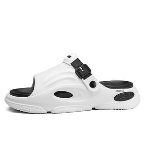 CAMOSI Мужские слайдеры EVA с защитой от запаха в цвете земляной желтый, цвет Earth Yellow