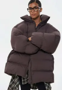 Pikowana puffer z wysokim kołnierzem er00116295 xs/// длинный пуховик Estro, Dark Brown