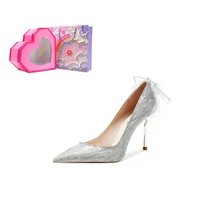 Crelinkxlat Валентиновы туфли на каблуке с розой в серебряной коробке в виде сердца, цвет Silver Heart Box