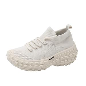 King Jinmai Скользоустойчивые дышащие низкие массивные кроссовки женские бежевые, цвет Beige