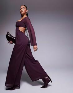 Широкий комбинезон с корсетом из атласа ASOS DESIGN с вырезом в ягодном цвете