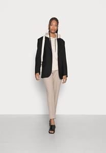 Топ с длинными рукавами GINNEA Opus, черный