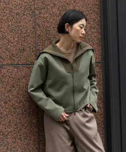 Хлопковый картон, трикотаж*, трикотажная вставка, молния, внешний слой.