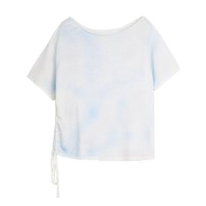 ELLE Трикотажная блуза с синим цветочным принтом и лодочкой