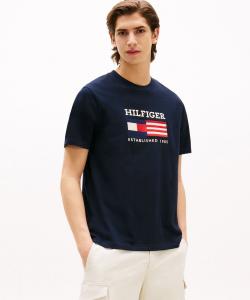 Футболка с монотипией в стиле американа.