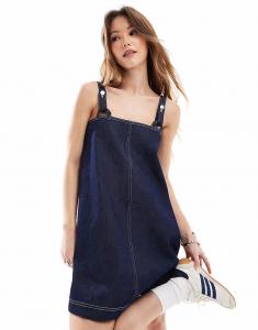 Джинсовое мини-платье ASOS DESIGN с ремешком в стиле «рыбак»