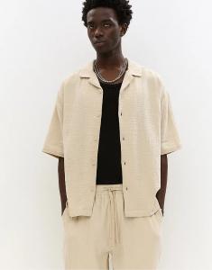 Рубашка Pull&Bear в деревенском стиле с короткими рукавами цвета охры