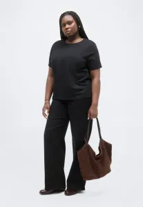 Набор из двух базовых футболок caronly. Only Carmakoma, Black/White