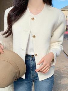 Женская жакет из шерсти с золотыми пуговицами, без воротника Doux Belle, цвет Off White