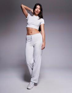 Комплект из укороченной футболки с высоким воротом и широких брюк Princess Polly Midvale из тонкой трикотажной ткани в рубчик светло-серого цвета