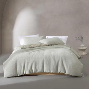 Calvin Klein Комплект постельного белья Queen, зеленый, супермягкий, из микровафли. Включает пододеяльник, простыню и наволочки.