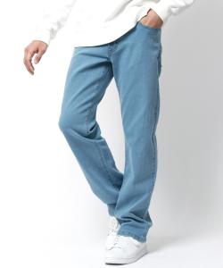 Мужские джинсы Hanes из эластичного денима, прямого кроя.