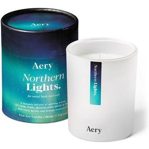 Свеча Northern Lights с кедром, бальзамом, бергамотом и сосной - чистый соевый воск Aery