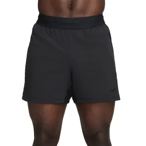 Спортивные шорты мужские черные Nike, черный