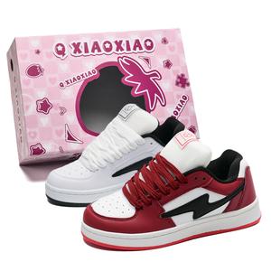 Circle small Повседневные устойчивые к износу противоскользящие низкие скейтборд-кроссовки Unisex с розовой коробкой - белые и красные непарные, цвет White Red Mismatched