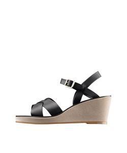 сандалии Джудит