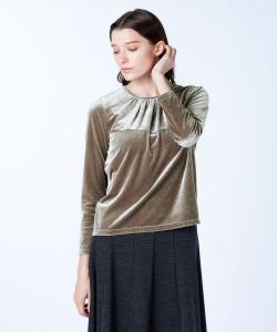 Эластичный велюровый топ