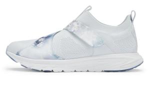 БЕГ Кроссовки женские с низким верхом светло-голубые Descente