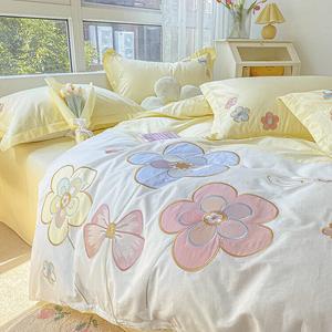 FUANNA Комплект постельного белья 1,5 м, 4 предмета: пододеяльник 200x230 см, простыня, 2 наволочки, желтый