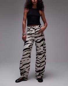 Джинсы Topshop Barrel средней посадки с принтом зебры