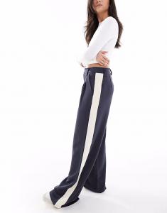 Широкие брюки с контрастной вставкой темно-синего цвета Asos Design