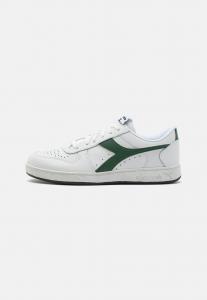 Кроссовки Diadora