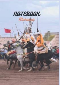Notebook Hardcover:Simple design with cream colored papers and an original image: of Moroccan traditional culture for diaries and notes.. (Independently published)