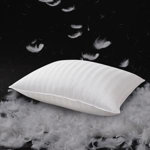 Hotel Grand Подушка Hotel Grand Super Luxury Soft Down с наполнителем 600 Fill Power, 100% хлопок, чехол из дамасской ткани White