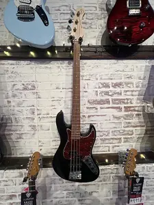 Бас-гитара Sadowsky MetroExpress Hybrid P/J с гриффбордом из пау-феро 2023 - настоящее время - сплошной черный