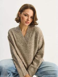 Bianco Lucci Свитер в бежевом цвете