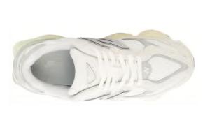 Нью Баланс 9060 Moonbeam Sea Salt, бело-серый