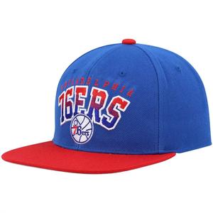 Мужская кепка Snapback Mitchell & Ness Royal/Red Philadelphia 76ers из твердой древесины с градиентом и надписью