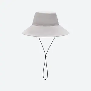 Женская туристическая кепка Quechua TRAVEL 500 фиолетовая