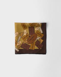 Платок из принтованного твила 55x55 Prada, коричневый