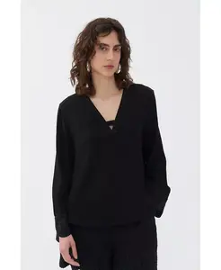 Женская блуза с каменной вышивкой NOCTURNE, черный