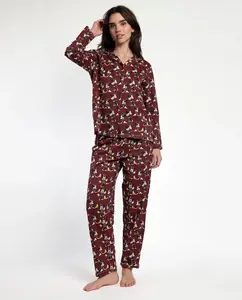 Женская длинная открытая пижама из хлопкового трикотажа бордового цвета Disney