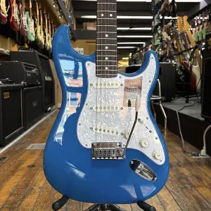 Электрогитара Fender Player II Modified Stratocaster Electric Blue с мягким чехлом