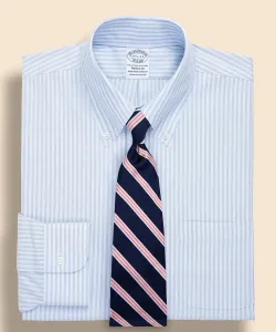 Эластичная полосатая рубашка из ткани «Оксфорд», стандартный крой.