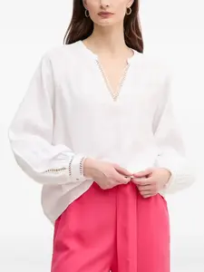 Блузка с V-образным вырезом и ажурной отделкой Mos Mosh, белый